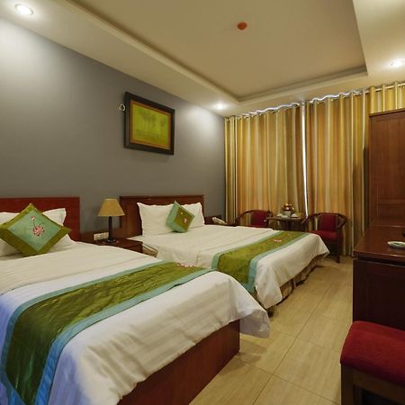 Ngan Ha Hotel Long Bien Hanoi Eksteriør billede