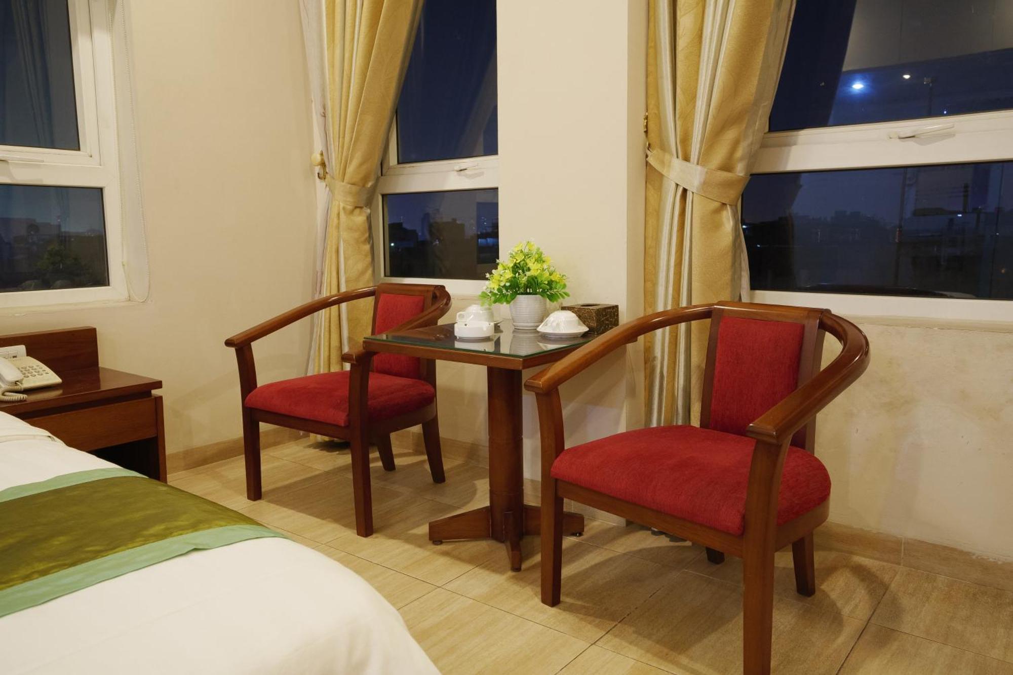 Ngan Ha Hotel Long Bien Hanoi Eksteriør billede