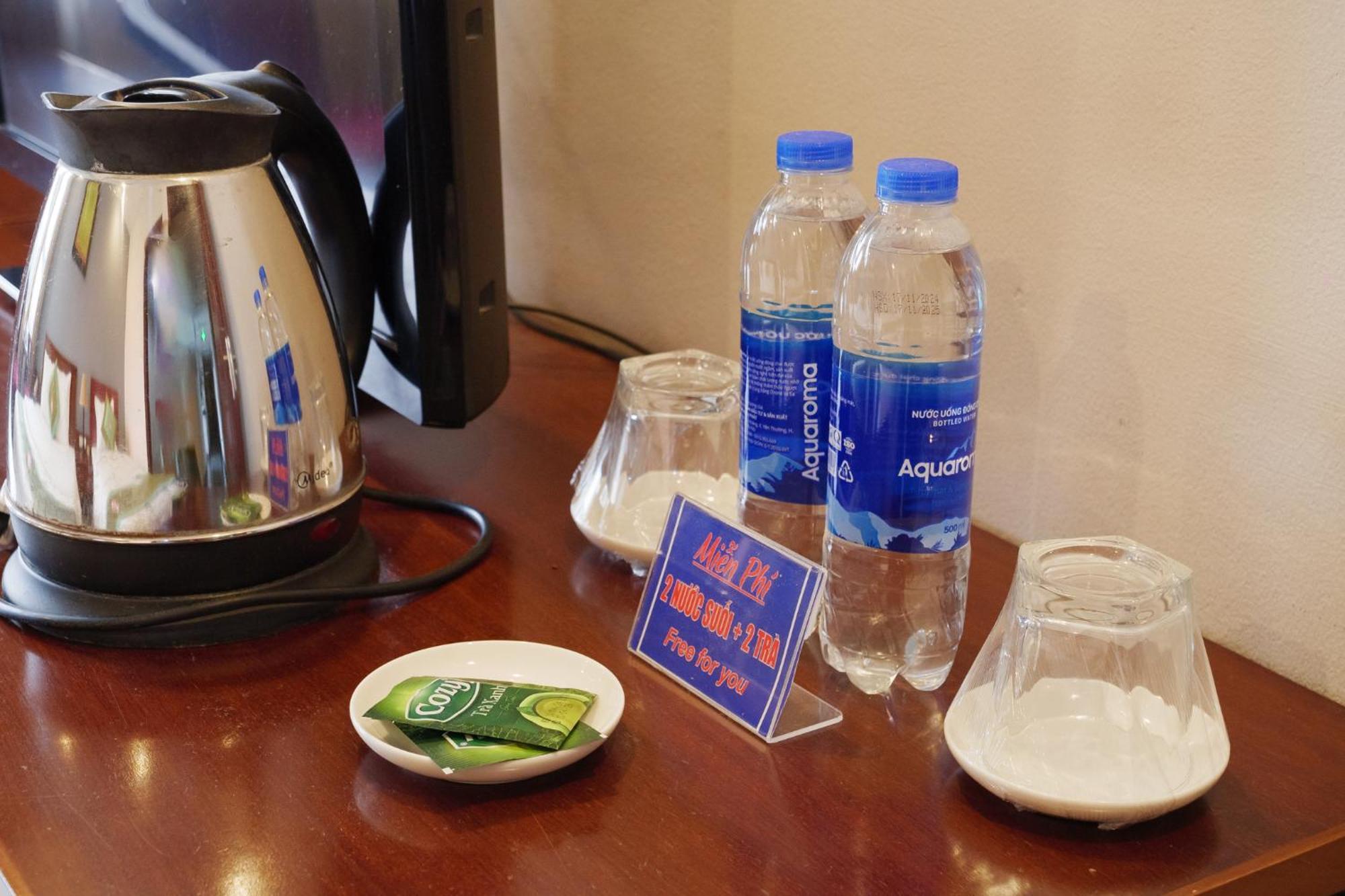 Ngan Ha Hotel Long Bien Hanoi Eksteriør billede